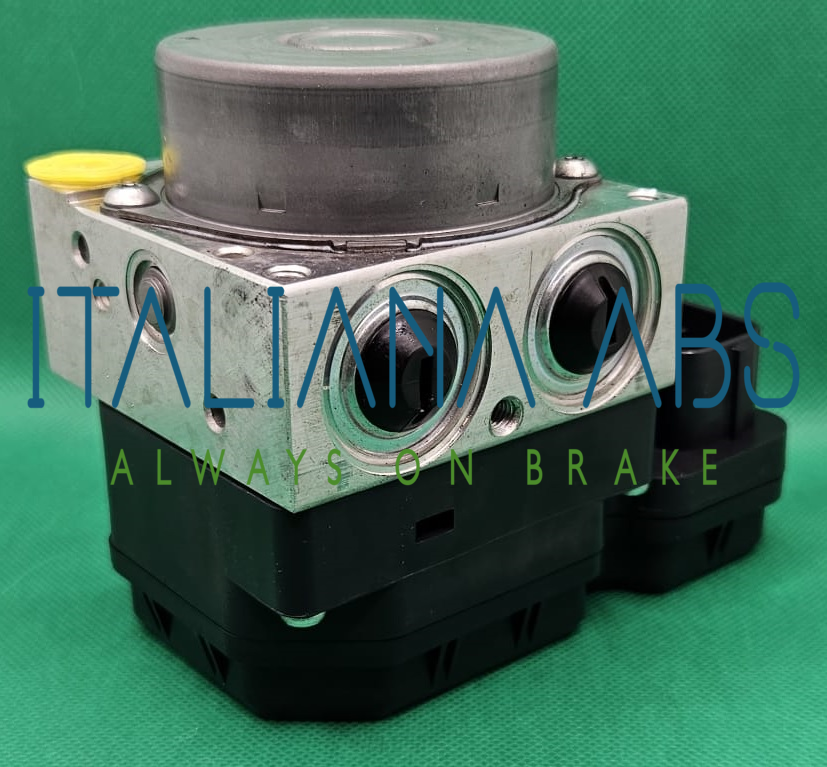 Centralina ABS Yamaha Tracer 800, codici identficativi: 113040-32050