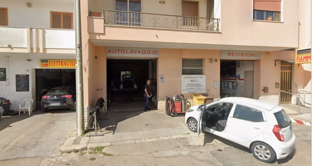 TECNAUTO Corigliano d’Otranto officina partner Immagine dedicata a TECNAUTO di Corigliano d’Otranto, officina partner ItalianaABS in provincia di Lecce, specializzata in diagnosi elettronica, meccatronica, centro revisioni, gommista e supporto tecnico automotive.